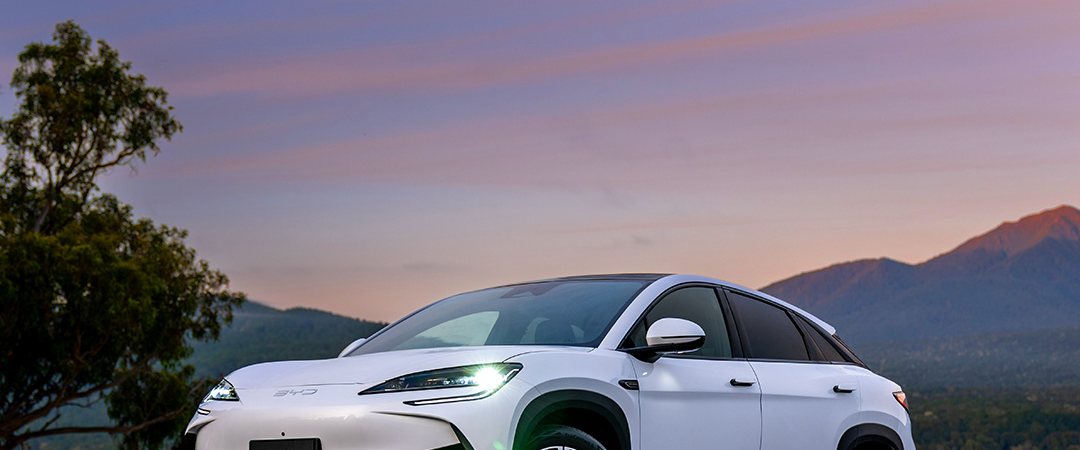 White BYD Sealion 7 electric SUV